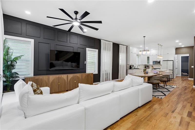 4 bedroom, 4 bathroom, 3,200 sq ft single family residence for sale at 984 McDaniel Street, Atlanta, GA 30310 — photo 7