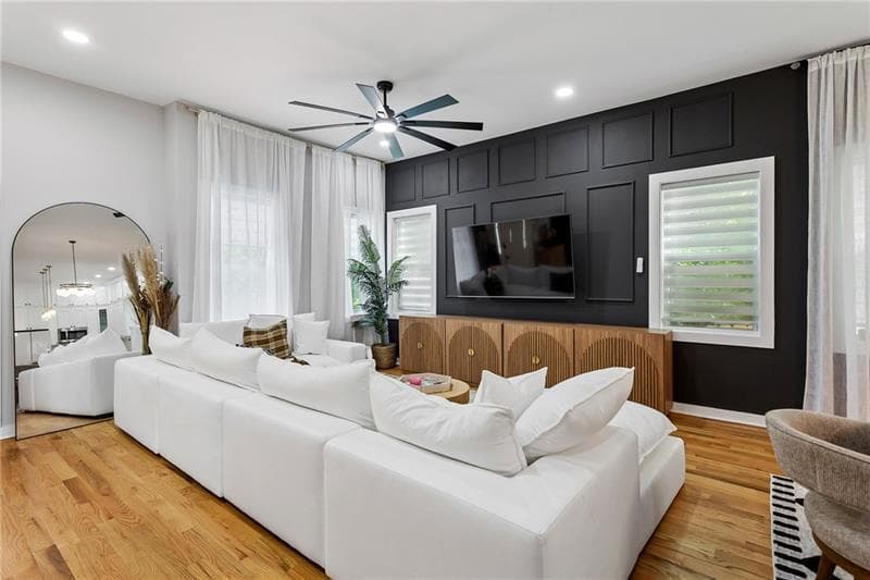 4 bedroom, 4 bathroom, 3,200 sq ft single family residence for sale at 984 McDaniel Street, Atlanta, GA 30310 — photo 9