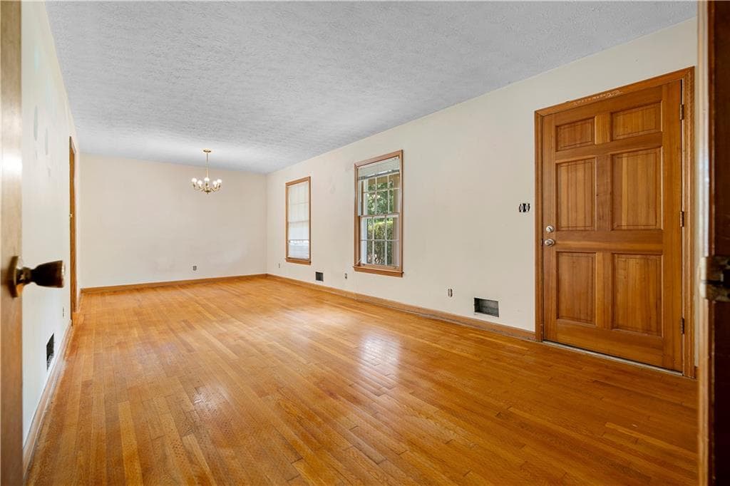 3 bedroom, 2 bathroom, 1,418 sq ft single family residence for sale at 1311 Mary Dale Drive, Lilburn, GA 30047 — photo 5