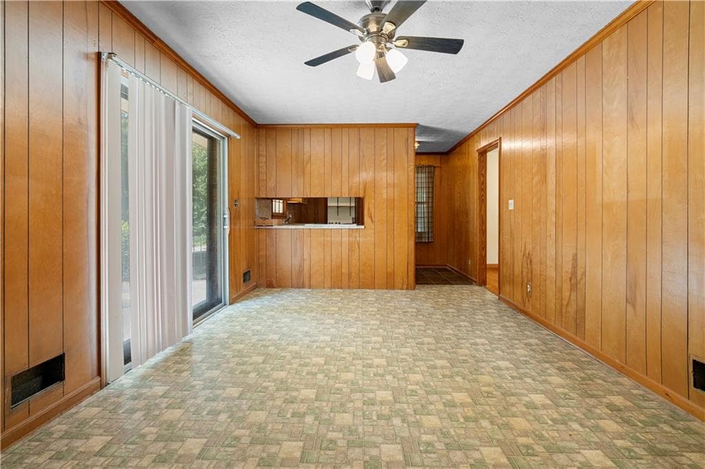3 bedroom, 2 bathroom, 1,418 sq ft single family residence for sale at 1311 Mary Dale Drive, Lilburn, GA 30047 — photo 7