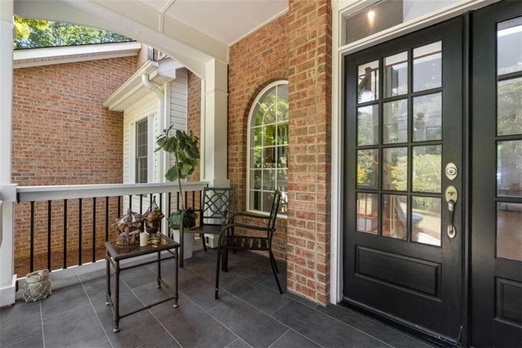 5 bedroom, 6 bathroom, 5,023 sq ft single family residence for sale at 189 S Tanglewood Drive, Royston, GA 30662 — photo 4