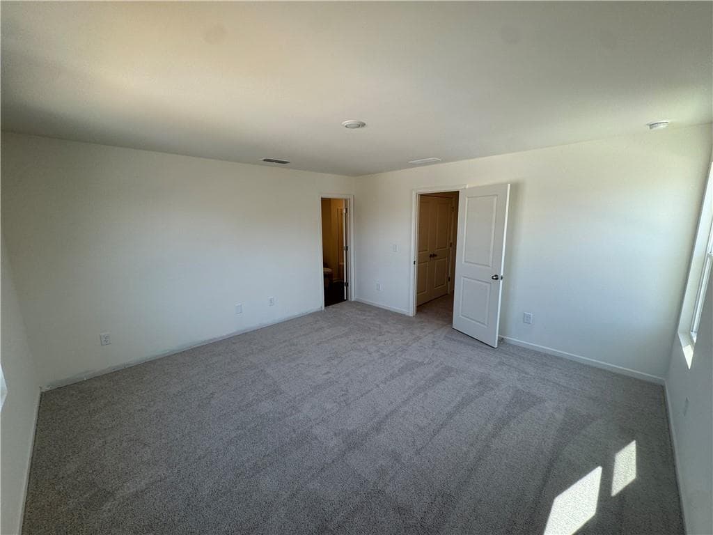 3 bedroom, 3 bathroom, 1,421 sq ft townhouse for sale at 610 Trant Drive, Villa Rica, GA 30180 — photo 8