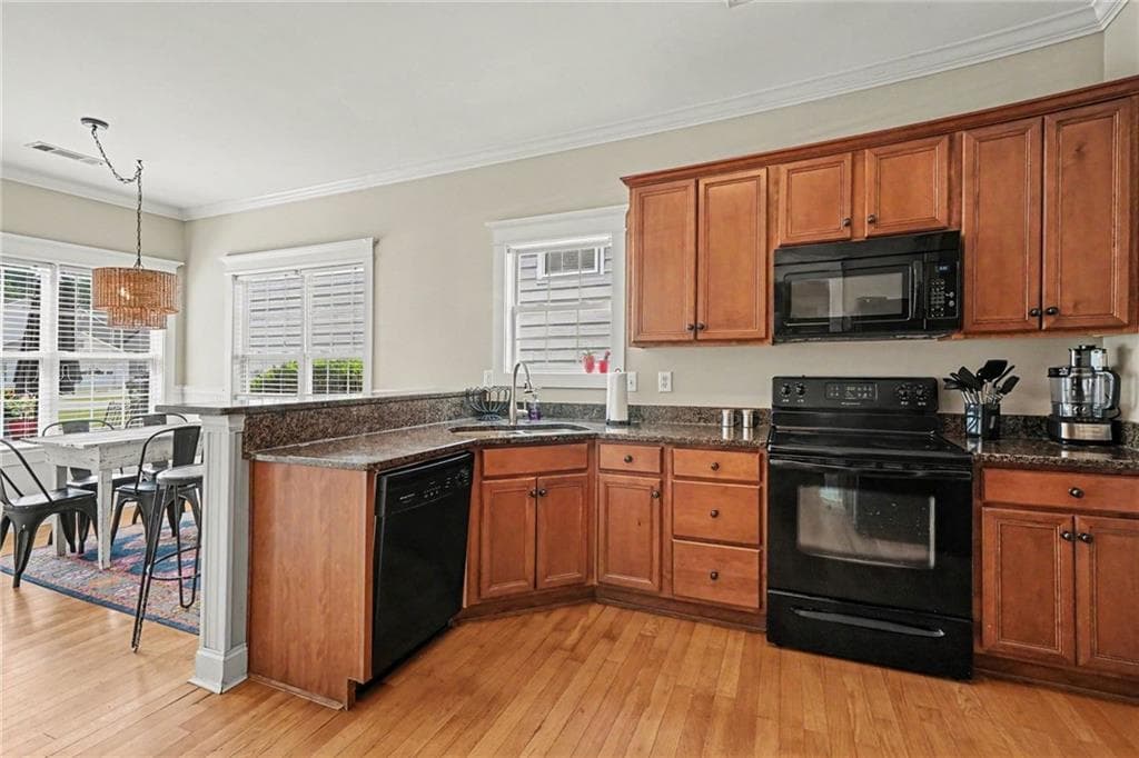 4 bedroom, 4 bathroom, 2,288 sq ft single family residence for sale at 2691 Eisenhower Avenue, Bogart, GA 30622 — photo 4