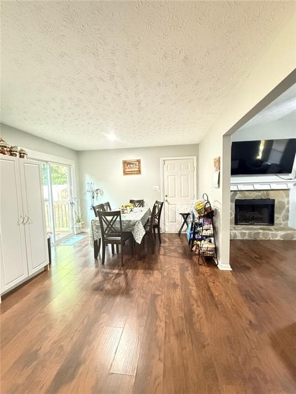 4 bedroom, 3 bathroom, 1,936 sq ft single family residence for sale at 4400 Leafview Drive, Gillsville, GA 30543 — photo 5