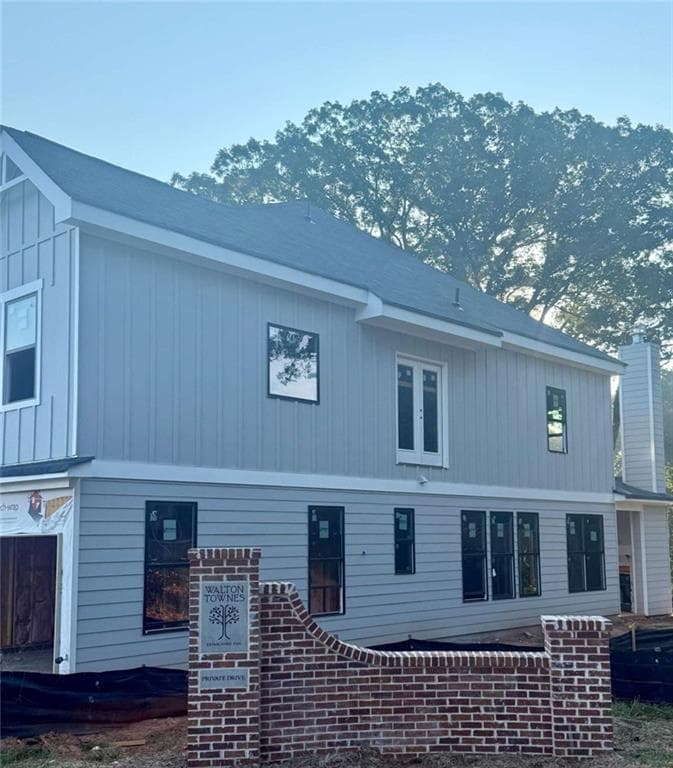 3 bedroom, 3 bathroom, 1,696 sq ft townhouse for sale at 1961 Walton Court 1, Tucker, GA 30084 — photo 3
