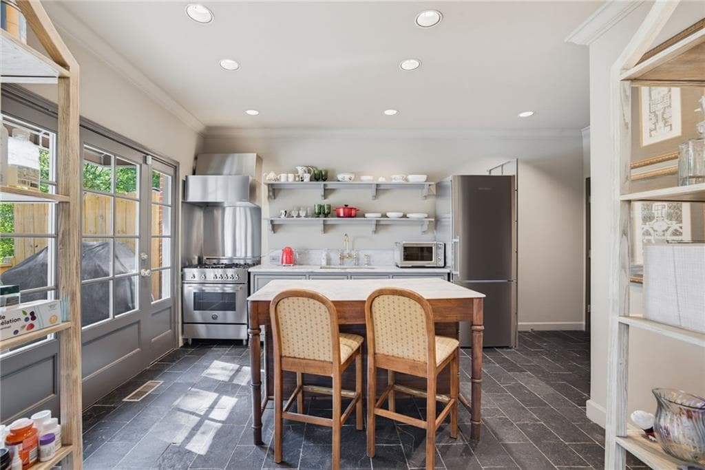 2 bedroom, 3 bathroom, 1,818 sq ft townhouse for sale at 1075 High Point Drive, Atlanta, GA 30306 — photo 5