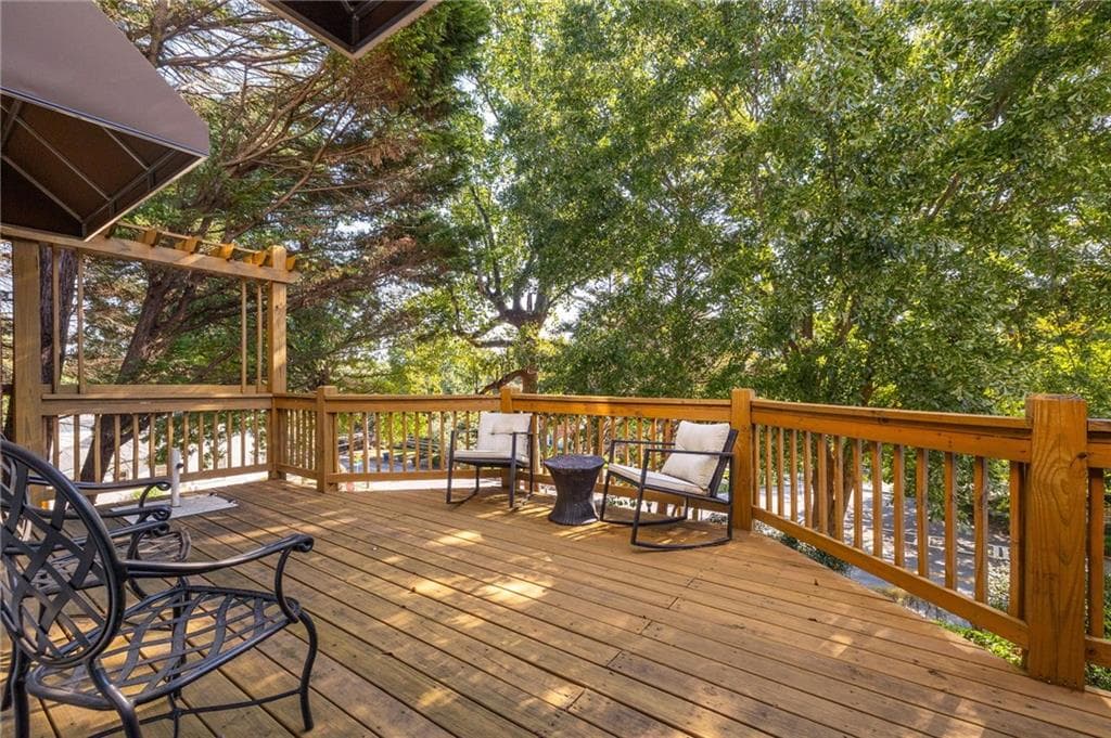 2 bedroom, 3 bathroom, 1,818 sq ft townhouse for sale at 1075 High Point Drive, Atlanta, GA 30306 — photo 10