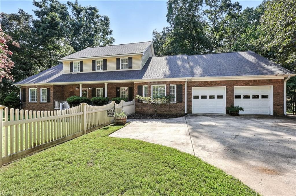 4 bedroom, 4 bathroom, 3,513 sq ft single family residence under contract at 504 Sams Road, Dawsonville, GA 30534 — photo 4
