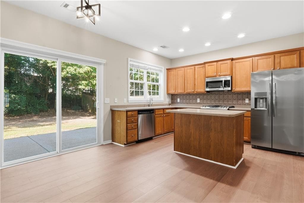 4 bedroom, 3 bathroom, 2,023 sq ft single family residence for sale at 710 Berkeley Terrace, Canton, GA 30115 — photo 10