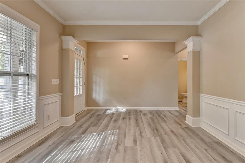 4 bedroom, 3 bathroom, 1,992 sq ft single family residence for rent at 1646 Hedington Court, Lawrenceville, GA 30045 for $2,050 a month — photo 5