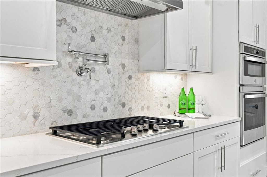 4 bedroom, 4 bathroom, 2,379 sq ft condominium for sale at 2054 Cortland Road, Milton, GA 30009 — photo 6