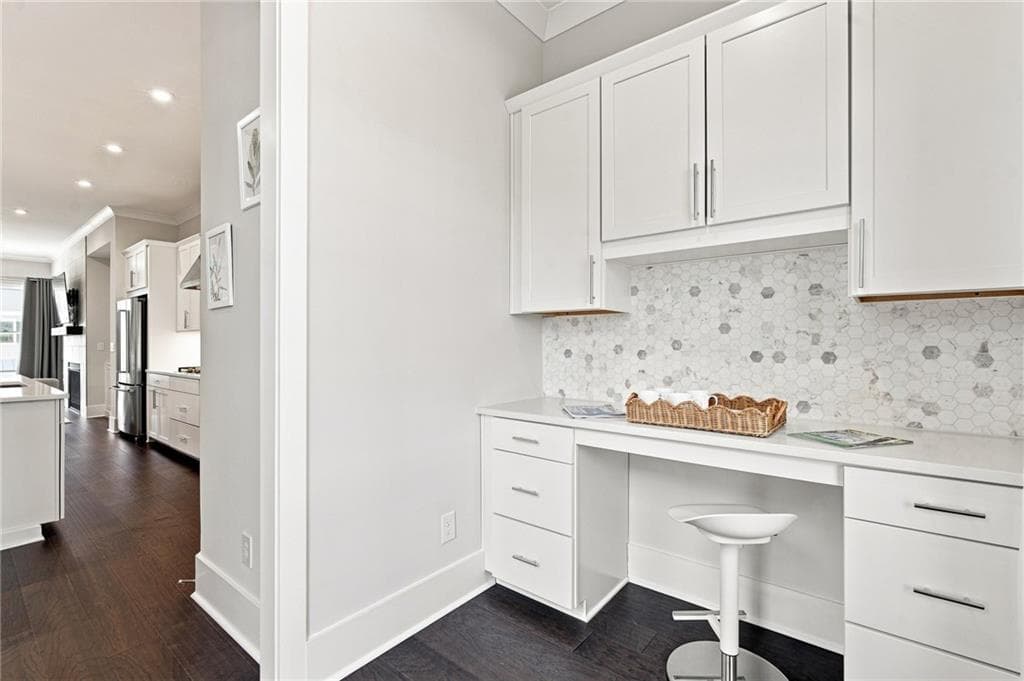 4 bedroom, 4 bathroom, 2,379 sq ft condominium for sale at 2054 Cortland Road, Milton, GA 30009 — photo 9