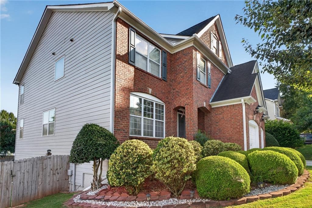 6 bedroom, 4 bathroom, 3,078 sq ft single family residence for sale at 3530 Anna Ruby Lane, Douglasville, GA 30135 — photo 2