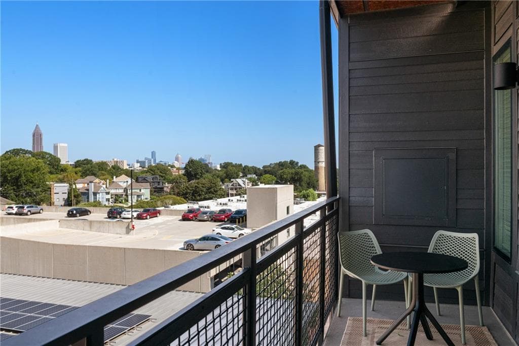 1 bedroom, 1 bathroom, 598 sq ft condominium for rent at 665 Auburn Avenue 608, Atlanta, GA 30312 for $2,750 a month — photo 4