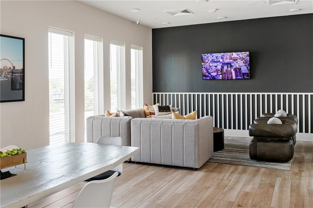 1 bedroom, 1 bathroom, 598 sq ft condominium for rent at 665 Auburn Avenue 608, Atlanta, GA 30312 for $2,750 a month — photo 8