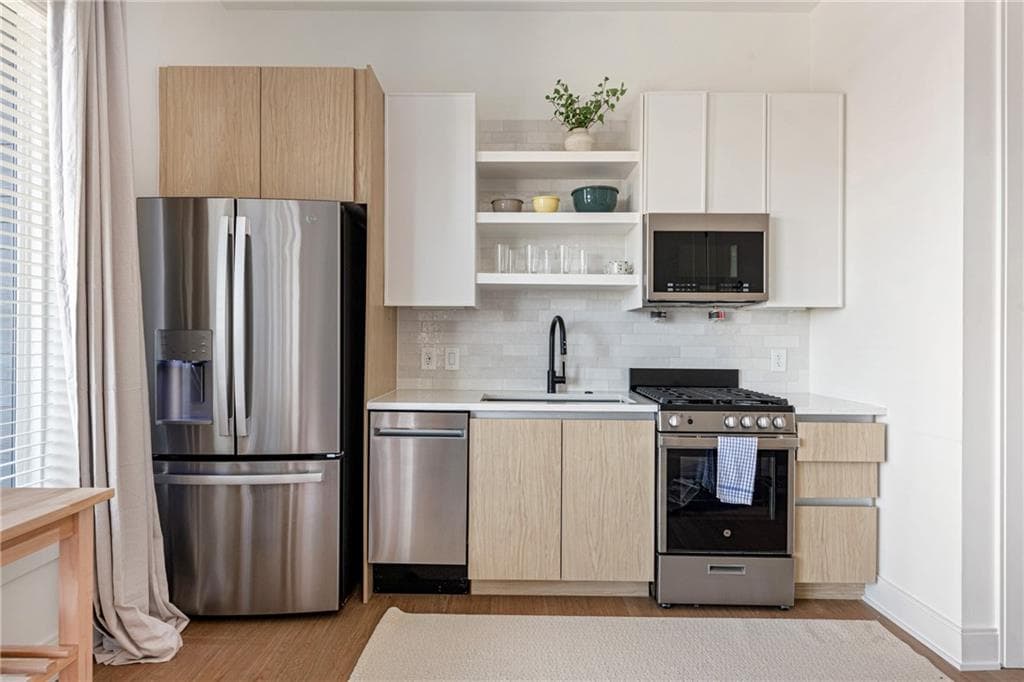 1 bedroom, 1 bathroom, 598 sq ft condominium for rent at 665 Auburn Avenue 608, Atlanta, GA 30312 for $2,750 a month — photo 10