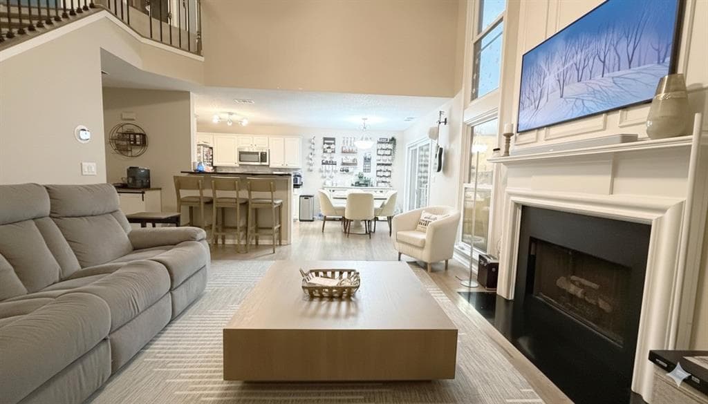 3 bedroom, 3 bathroom, 1,811 sq ft single family residence for rent at 2535 Alvecot Circle, Atlanta, GA 30339 for $3,200 a month — photo 3