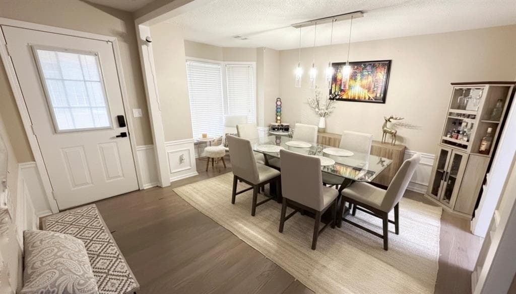 3 bedroom, 3 bathroom, 1,811 sq ft single family residence for rent at 2535 Alvecot Circle, Atlanta, GA 30339 for $3,200 a month — photo 10