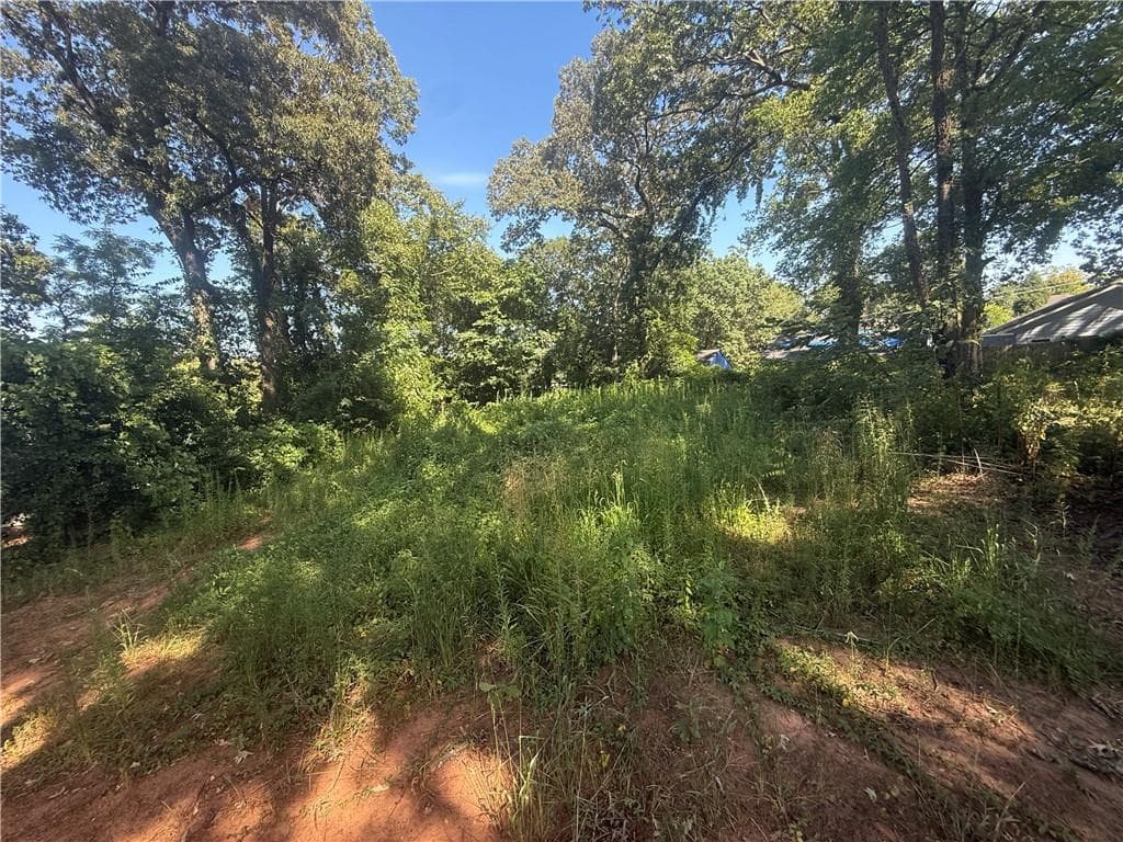 4 bedroom, 3 bathroom single family residence for sale at 1120 Oak Knoll Terrace, Atlanta, GA 30315 — photo 6