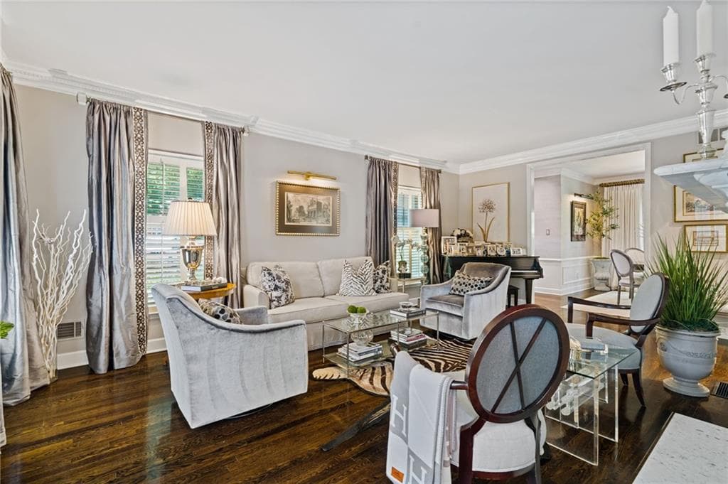 3 bedroom, 3 bathroom, 2,762 sq ft townhouse for sale at 20 Pointe Terrace, Atlanta, GA 30339 — photo 5