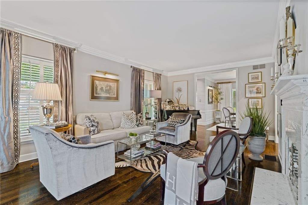 3 bedroom, 3 bathroom, 2,762 sq ft townhouse for sale at 20 Pointe Terrace, Atlanta, GA 30339 — photo 6