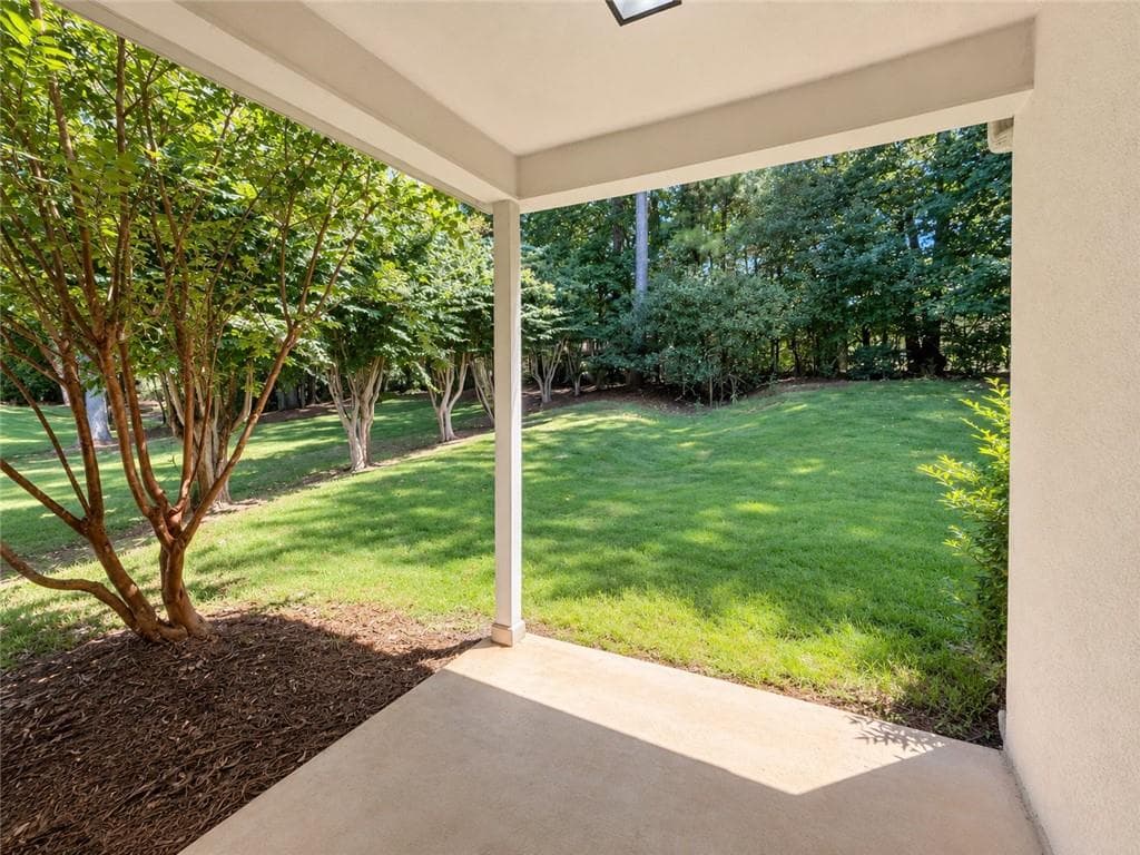 3 bedroom, 2 bathroom, 2,685 sq ft single family residence for sale at 1090 Swan Mill Court, Suwanee, GA 30024 — photo 8
