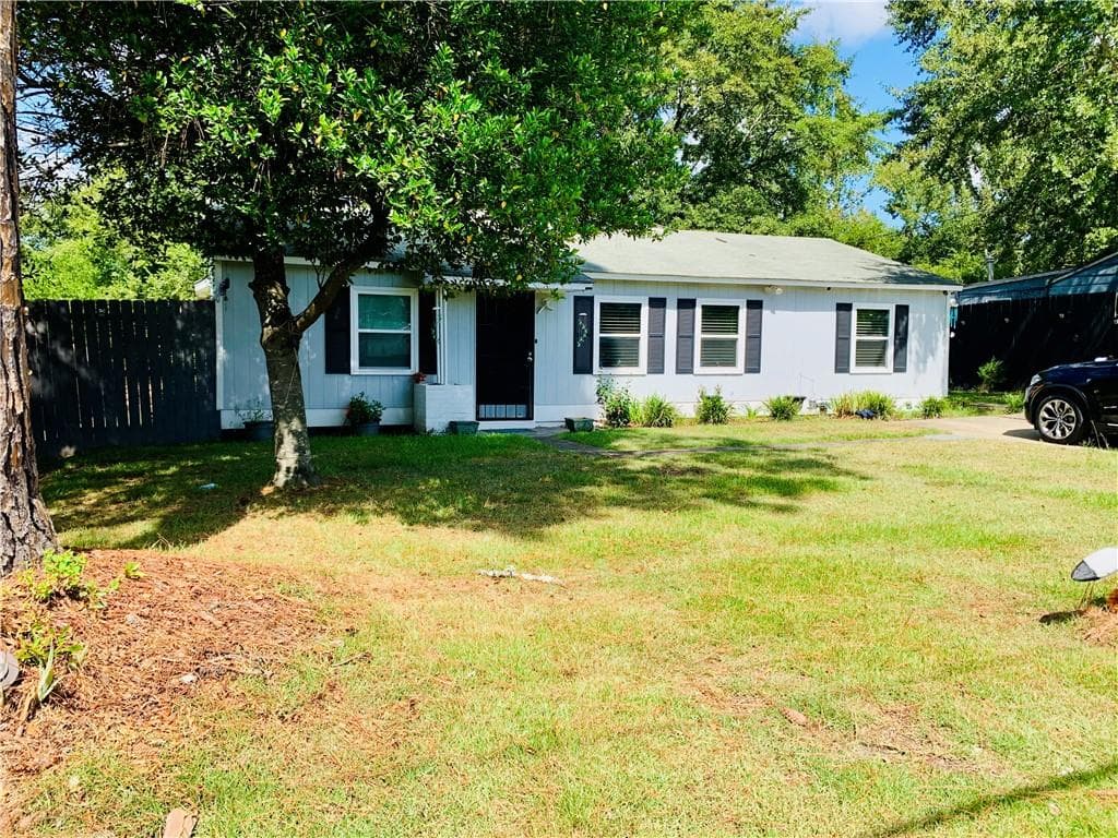 4 bedroom, 2 bathroom, 1,620 sq ft single family residence for sale at 3671 Rice Mill Road, Macon, GA 31206
