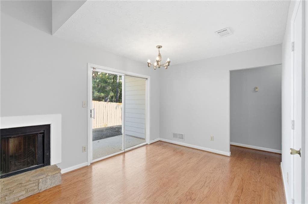 3 bedroom, 2 bathroom, 1,130 sq ft single family residence under contract at 693 Brandlwood Way, Lilburn, GA 30047 — photo 10