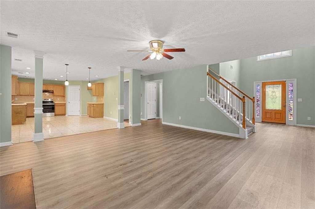 5 bedroom, 3 bathroom, 3,553 sq ft single family residence for sale at 125 Ethan Moor, Jonesboro, GA 30238 — photo 7
