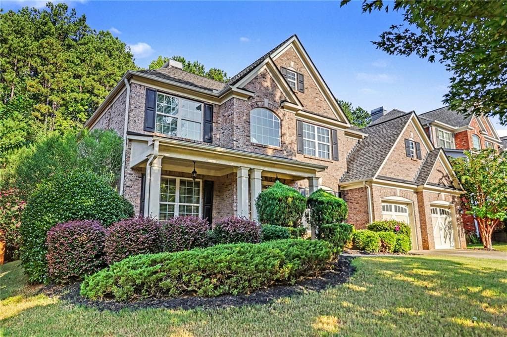 5 bedroom, 4 bathroom, 3,056 sq ft single family residence for sale at 4325 Cardiff Way, Cumming, GA 30041 — photo 3