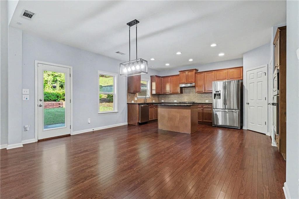 5 bedroom, 4 bathroom, 3,056 sq ft single family residence for sale at 4325 Cardiff Way, Cumming, GA 30041 — photo 9