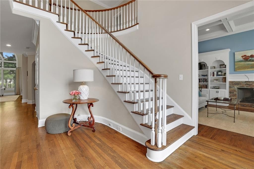 6 bedroom, 5 bathroom, 7,507 sq ft single family residence for sale at 10335 High Falls Circle, Alpharetta, GA 30022 — photo 4