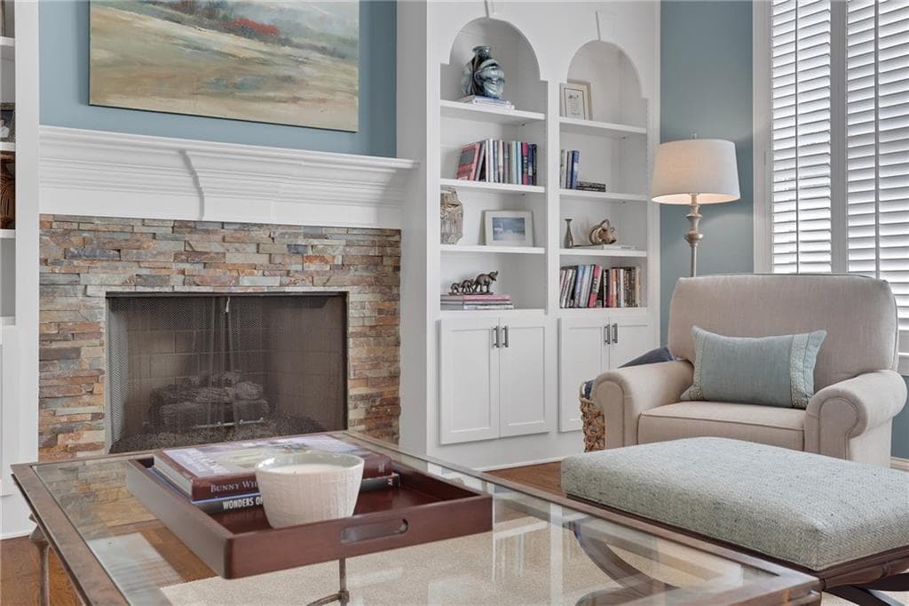 6 bedroom, 5 bathroom, 7,507 sq ft single family residence for sale at 10335 High Falls Circle, Alpharetta, GA 30022 — photo 7