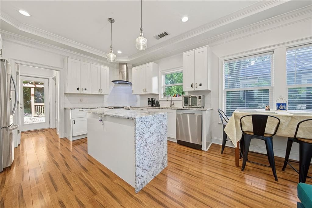 3 bedroom, 2 bathroom, 1,126 sq ft single family residence for sale at 1783 Dorsey Avenue, Atlanta, GA 30344 — photo 6