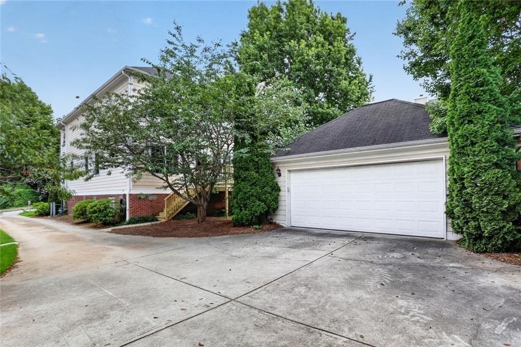 3 bedroom, 3 bathroom, 2,032 sq ft single family residence for sale at 865 SE Fraser Street, Atlanta, GA 30315 — photo 6
