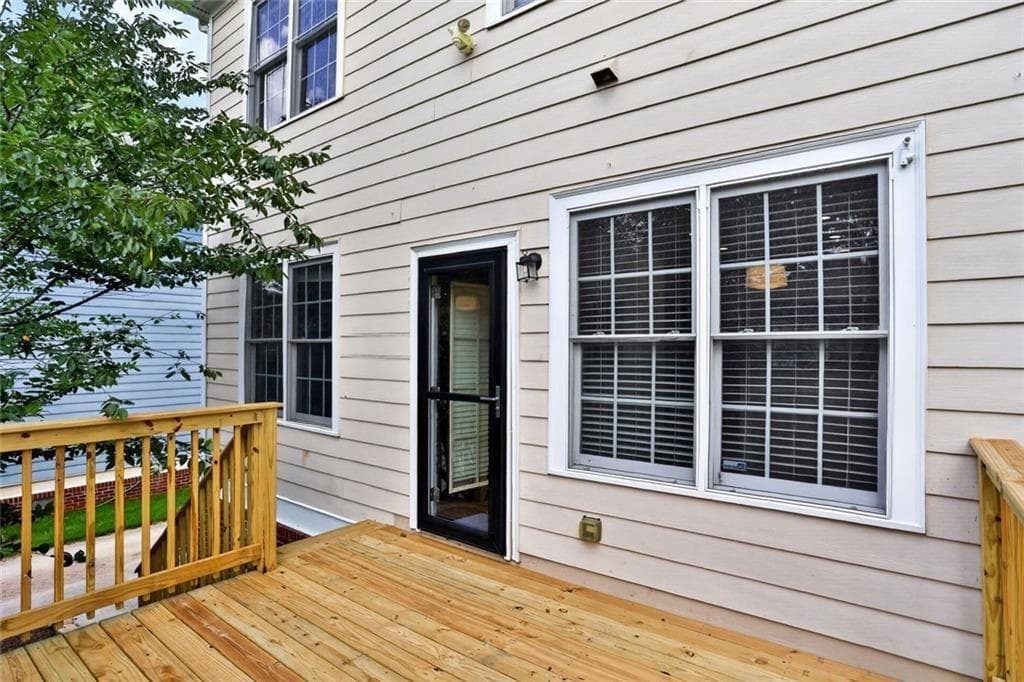 3 bedroom, 3 bathroom, 2,032 sq ft single family residence for sale at 865 SE Fraser Street, Atlanta, GA 30315 — photo 9