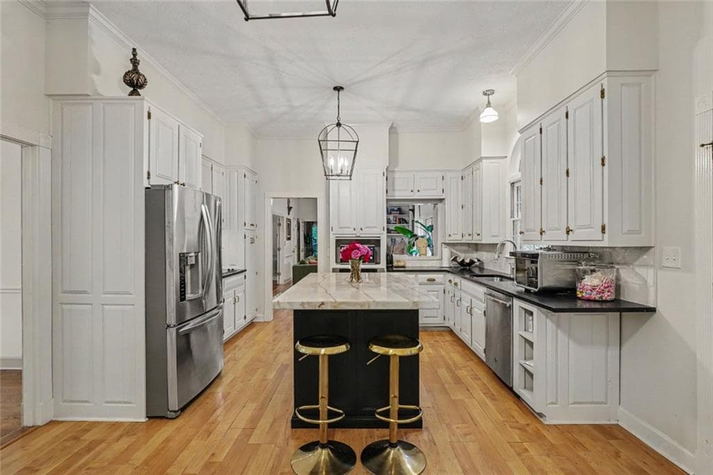 5 bedroom, 4 bathroom, 4,162 sq ft single family residence under contract at 960 Todd Drive, Covington, GA 30014 — photo 5