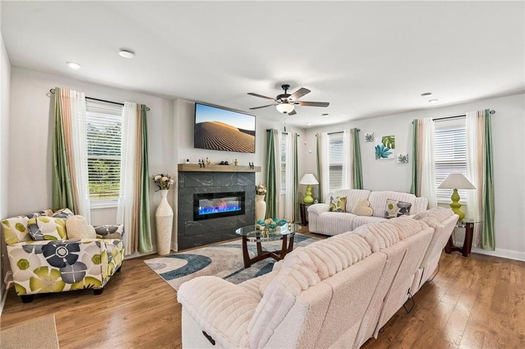 5 bedroom, 4 bathroom, 3,321 sq ft single family residence for sale at 2456 Hidden Creek Road, Kennesaw, GA 30152 — photo 4