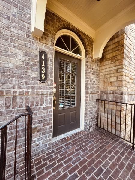3 bedroom, 4 bathroom, 2,422 sq ft townhouse for sale at 4139 Butler Drive, Atlanta, GA 30341 — photo 2