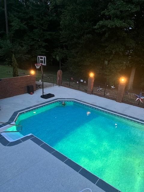 4 bedroom, 3 bathroom, 2,148 sq ft single family residence for sale at 584 Clubland Circle Southeast, Conyers, GA 30094 — photo 5