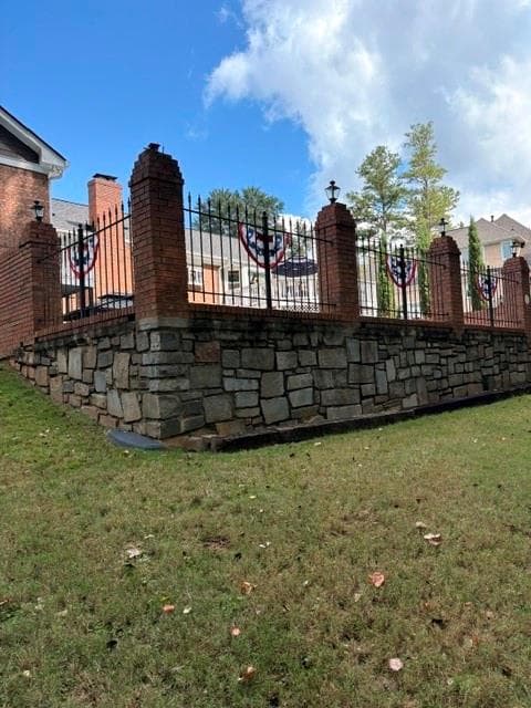 4 bedroom, 3 bathroom, 2,148 sq ft single family residence for sale at 584 Clubland Circle Southeast, Conyers, GA 30094 — photo 6