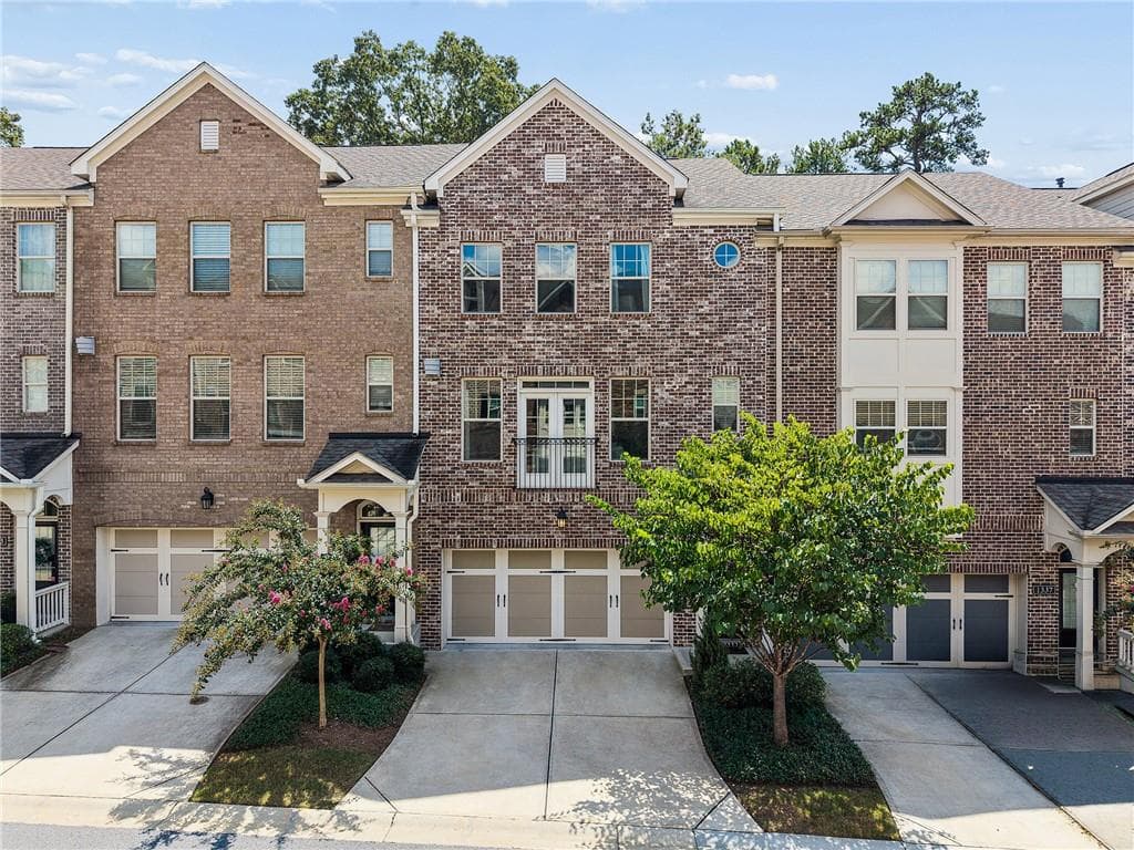 4 bedroom, 4 bathroom, 2,407 sq ft townhouse under contract at 1339 Rosen Road, Atlanta, GA 30319
