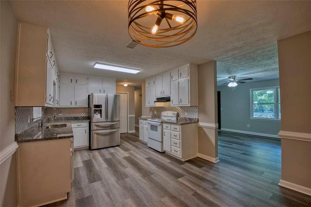 5 bedroom, 2 bathroom single family residence for sale at 402 Trotters Ridge, Lawrenceville, GA 30043 — photo 9