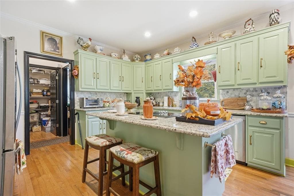 5 bedroom, 3 bathroom, 3,057 sq ft single family residence for sale at 1535 Timberline Trace, Snellville, GA 30078 — photo 8