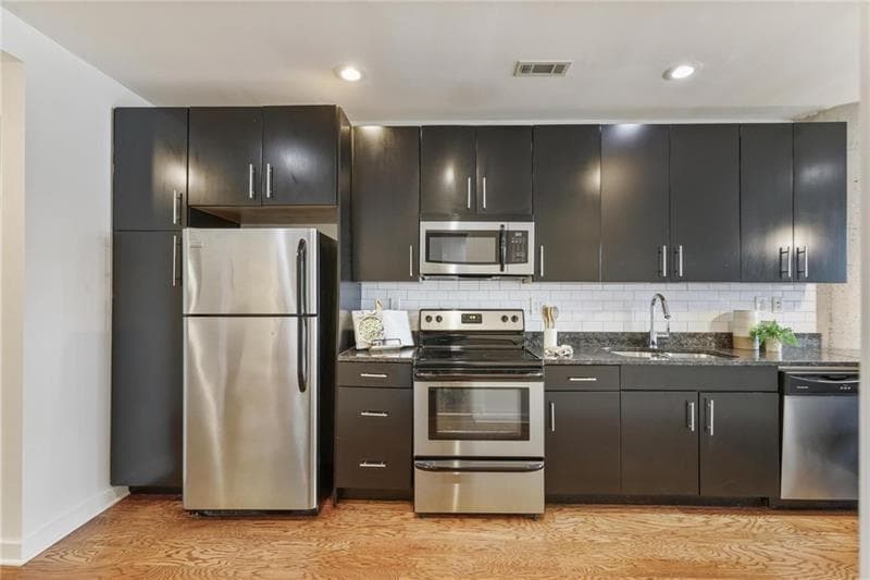 2 bedroom, 2 bathroom, 1,287 sq ft condominium for rent at 890 Memorial Drive 204, Atlanta, GA 30316 for $2,650 a month — photo 9