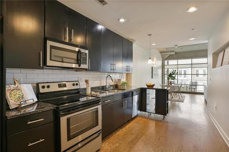 2 bedroom, 2 bathroom, 1,287 sq ft condominium for rent at 890 Memorial Drive 204, Atlanta, GA 30316 for $2,650 a month — photo 10