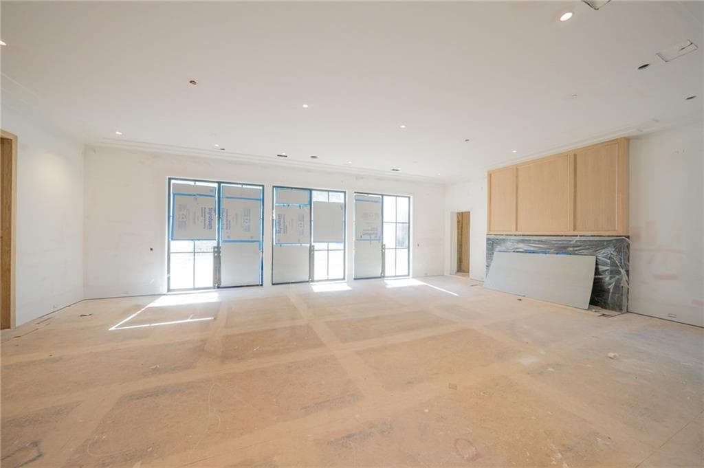 5 bedroom, 8 bathroom, 5,929 sq ft single family residence for sale at 140 Reed Way, Fayetteville, GA 30214 — photo 3