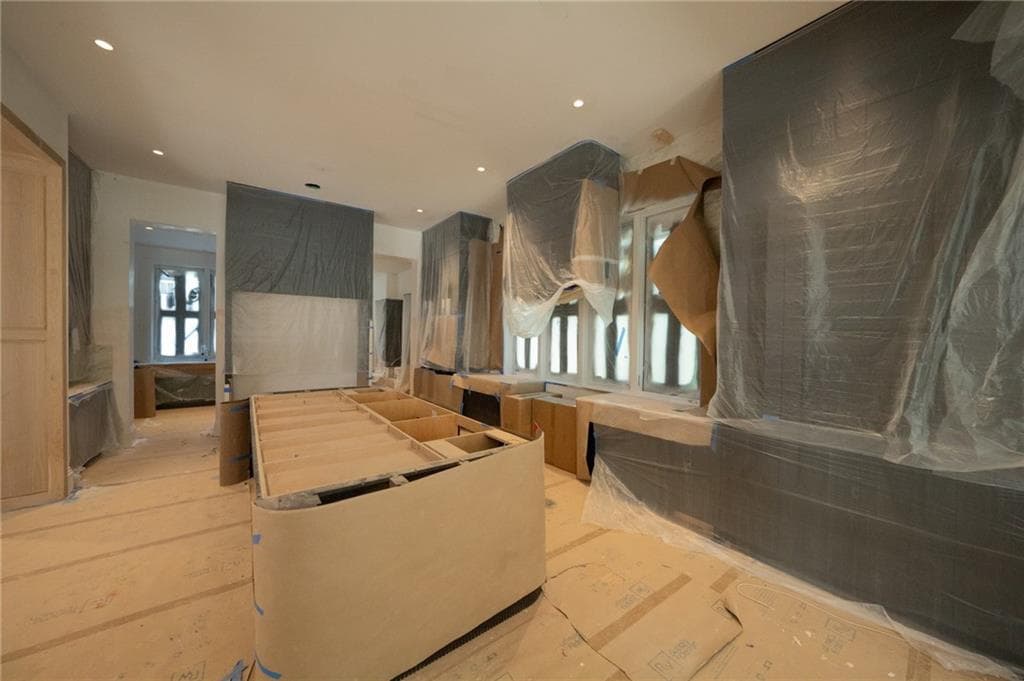 5 bedroom, 8 bathroom, 5,929 sq ft single family residence for sale at 140 Reed Way, Fayetteville, GA 30214 — photo 6