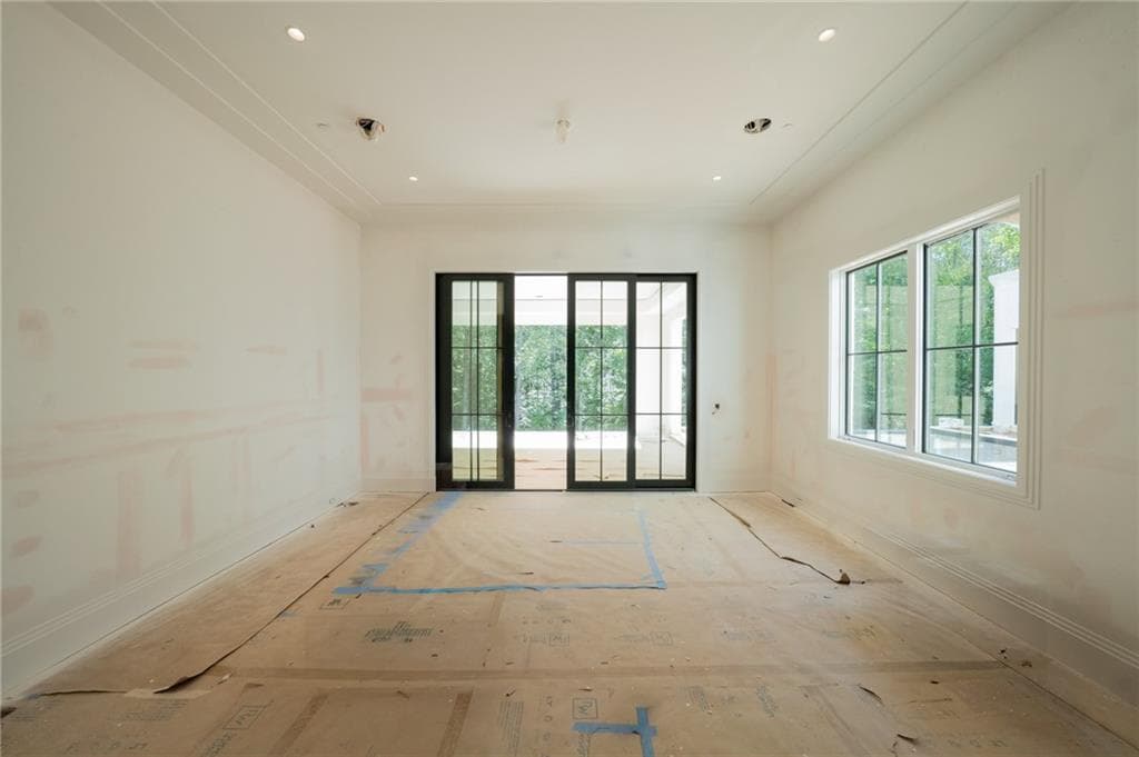 5 bedroom, 8 bathroom, 5,929 sq ft single family residence for sale at 140 Reed Way, Fayetteville, GA 30214 — photo 10
