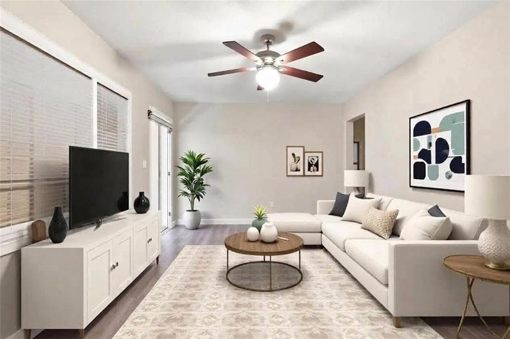 4 bedroom, 1 bathroom, 1,092 sq ft single family residence for sale at 4267 Lamar Street, Decatur, GA 30035 — photo 4
